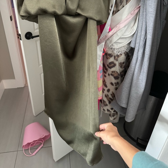 FULL SET liz damrich x antonio melani green skirt and top - Picture 11 of 14